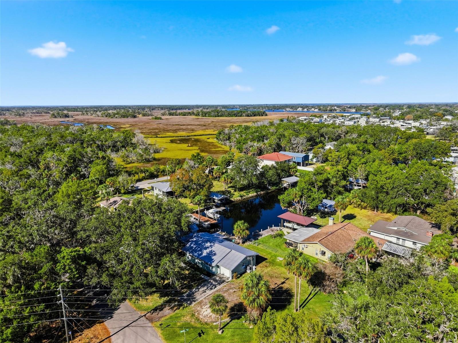 SIESTA SHORES UNIT 02 - Residential