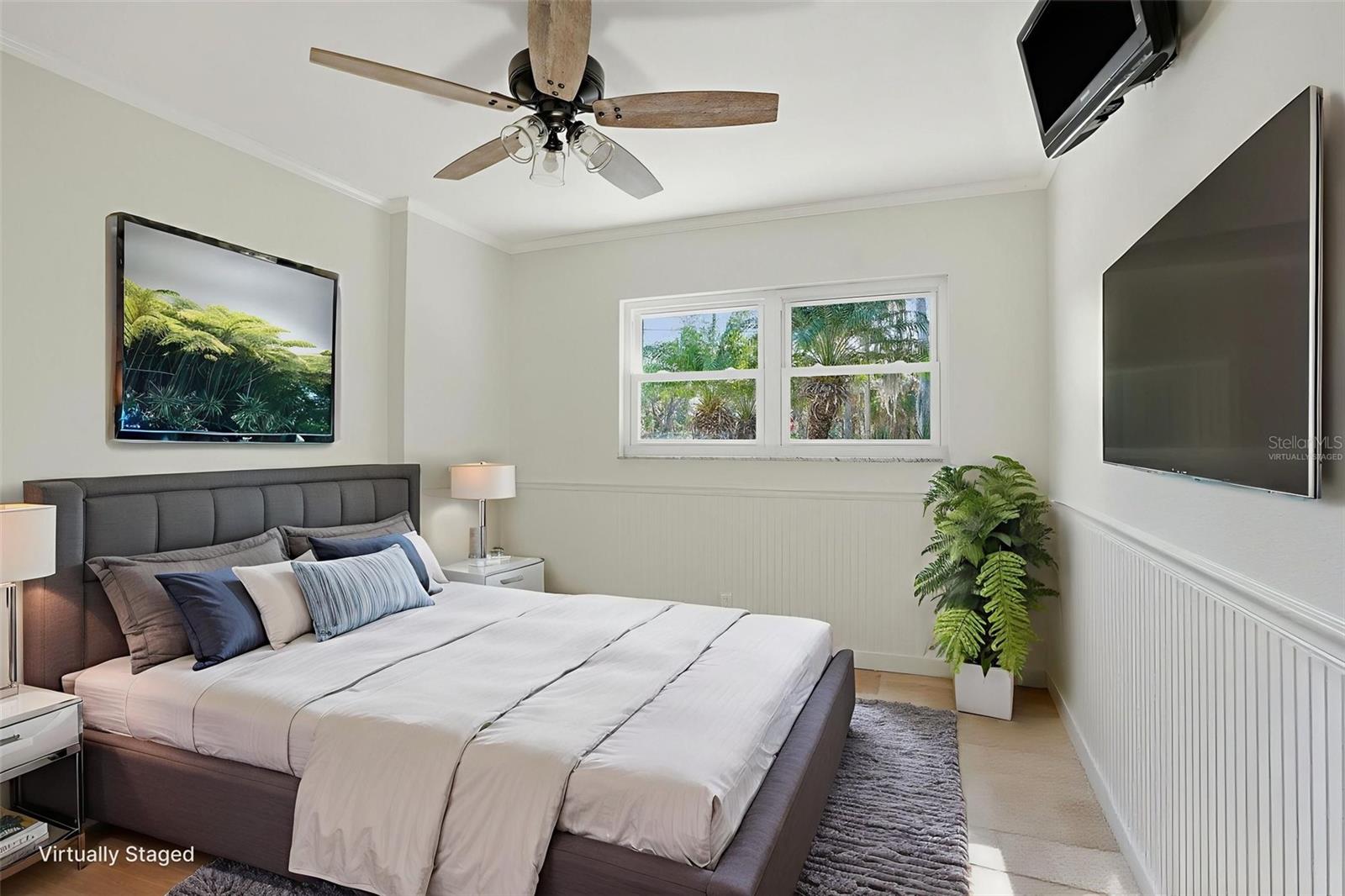 SIESTA SHORES UNIT 02 - Residential