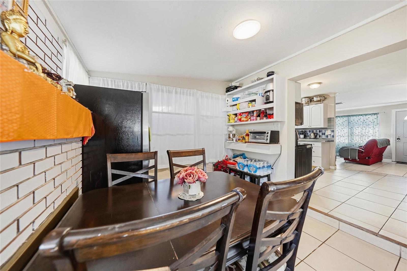 ALLAPATCHEE MANOR - Residential