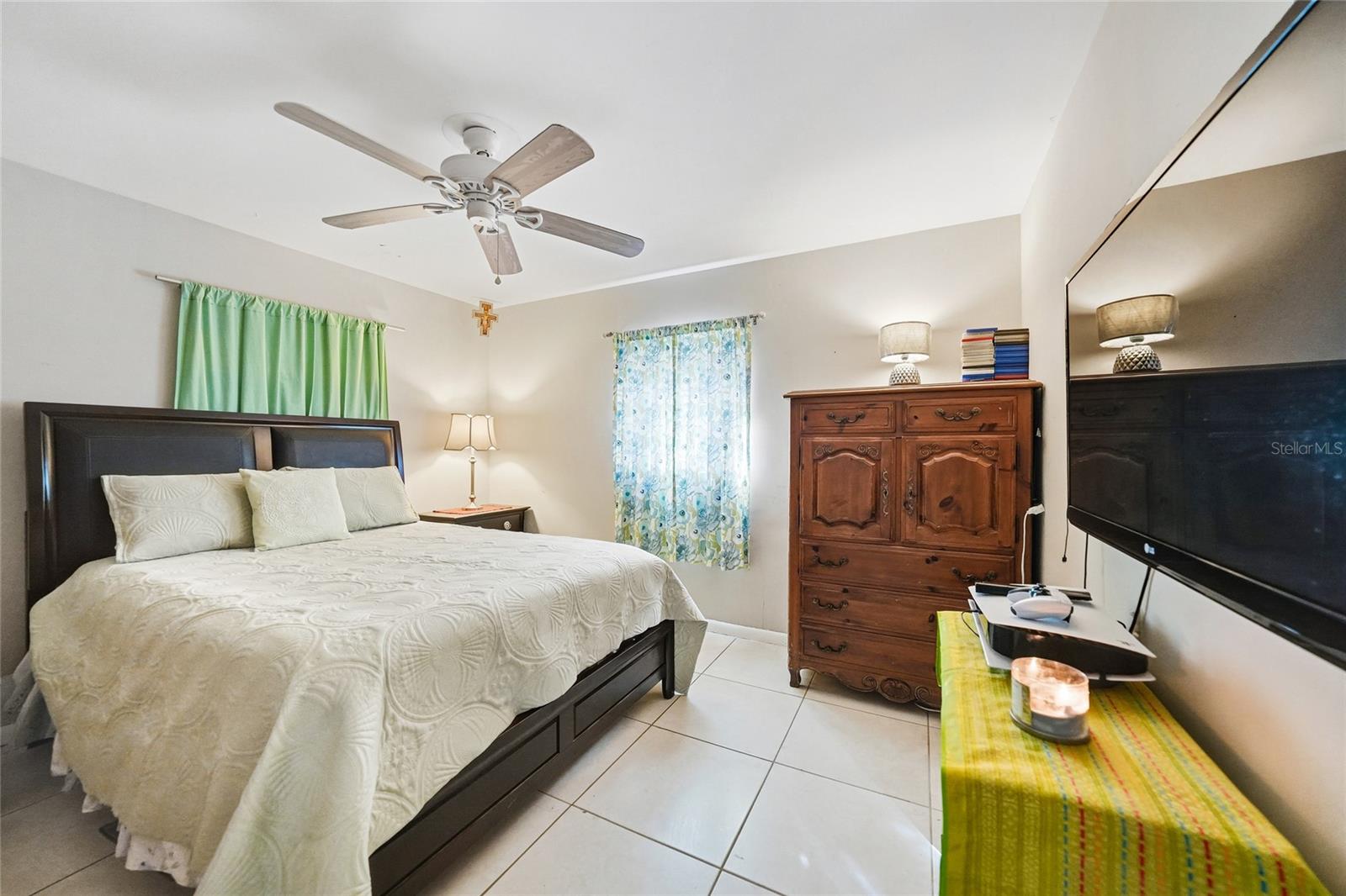 ALLAPATCHEE MANOR - Residential