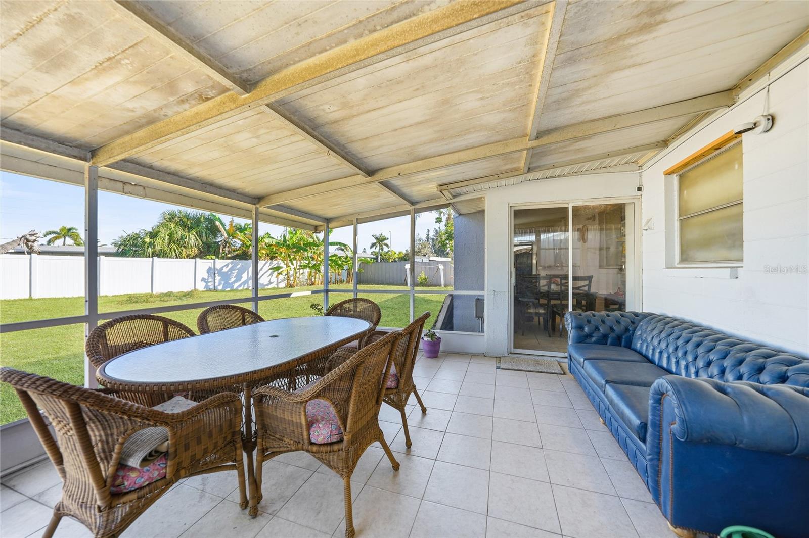 ALLAPATCHEE MANOR - Residential