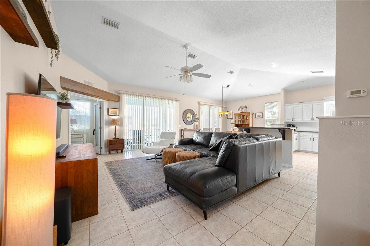 OCALA PALMS - Residential
