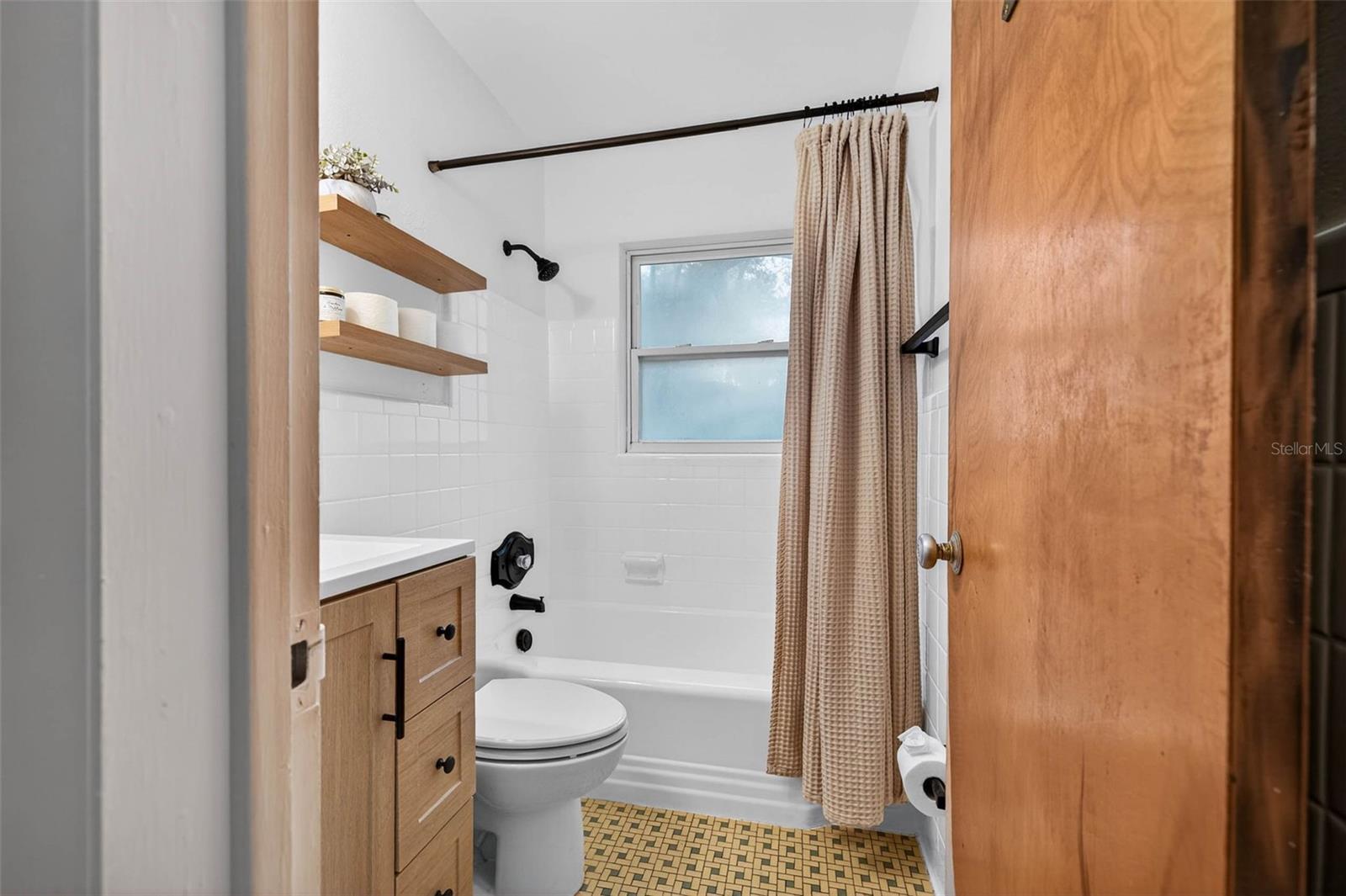 BELVIDERE - Residential