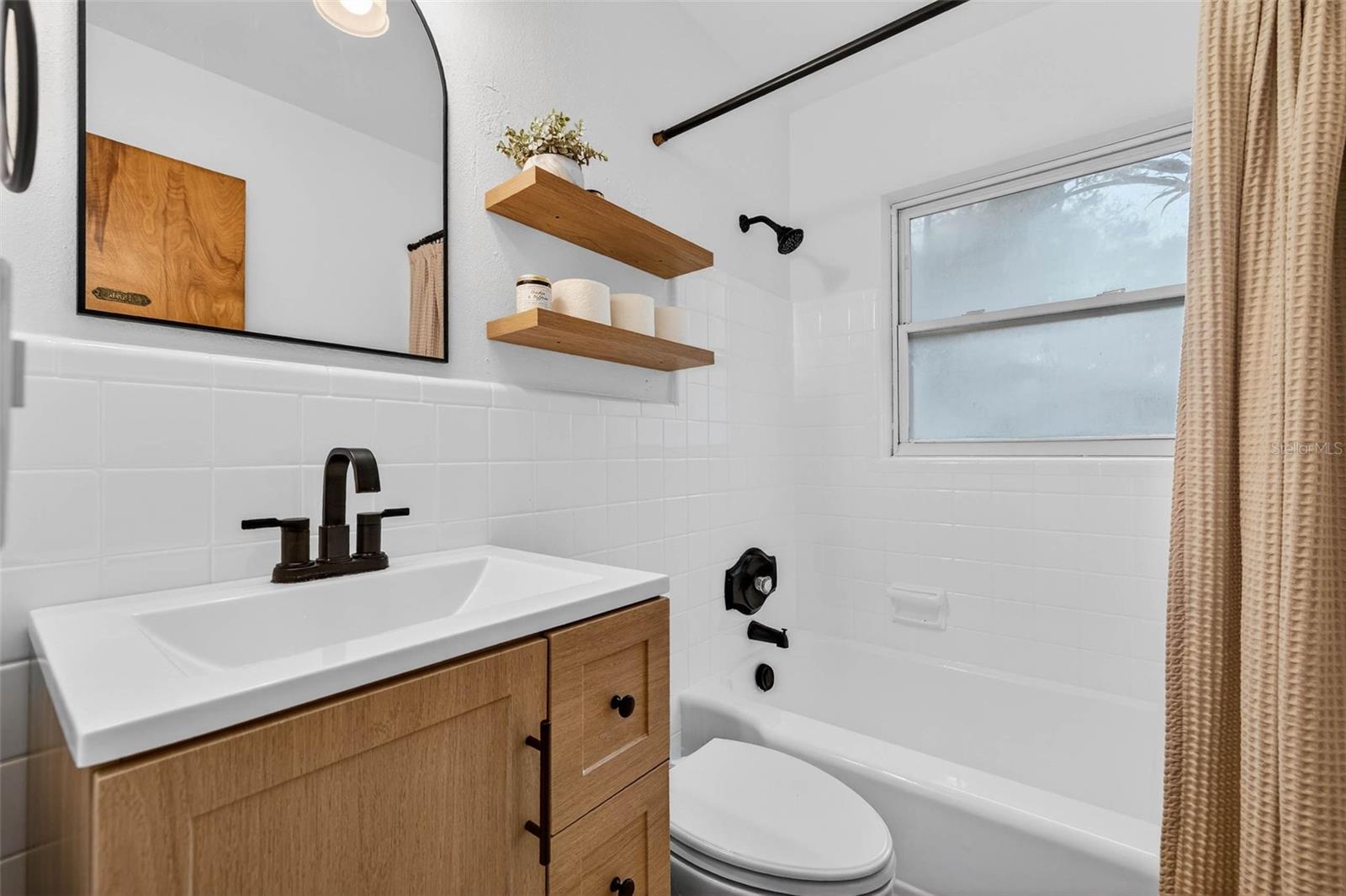 BELVIDERE - Residential