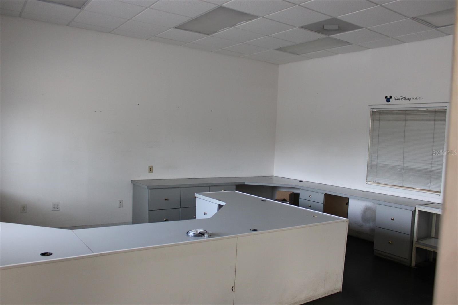 1500 L AND R INDUSTRIAL BOULEVARD D