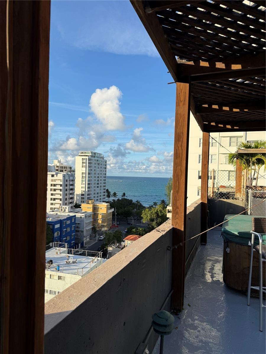 76 KINGS COURT - Residential