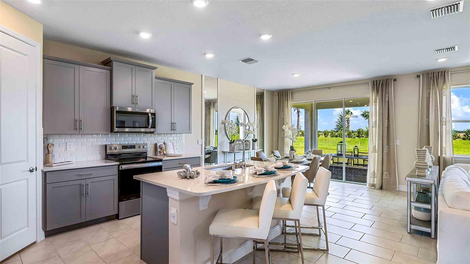 STAR FARMS AT LAKEWOOD RANCH - Residential