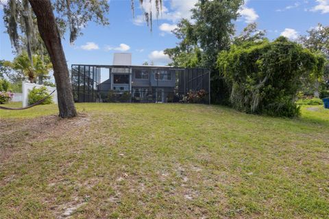 A home in DELAND