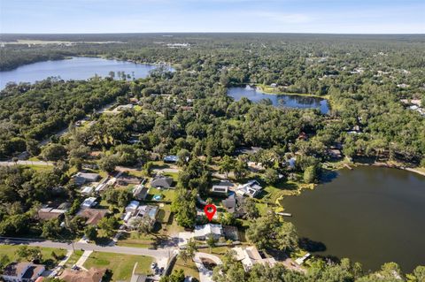 A home in DELAND