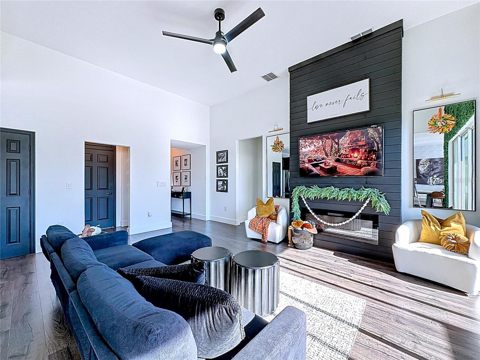 SERA BELLA - Residential