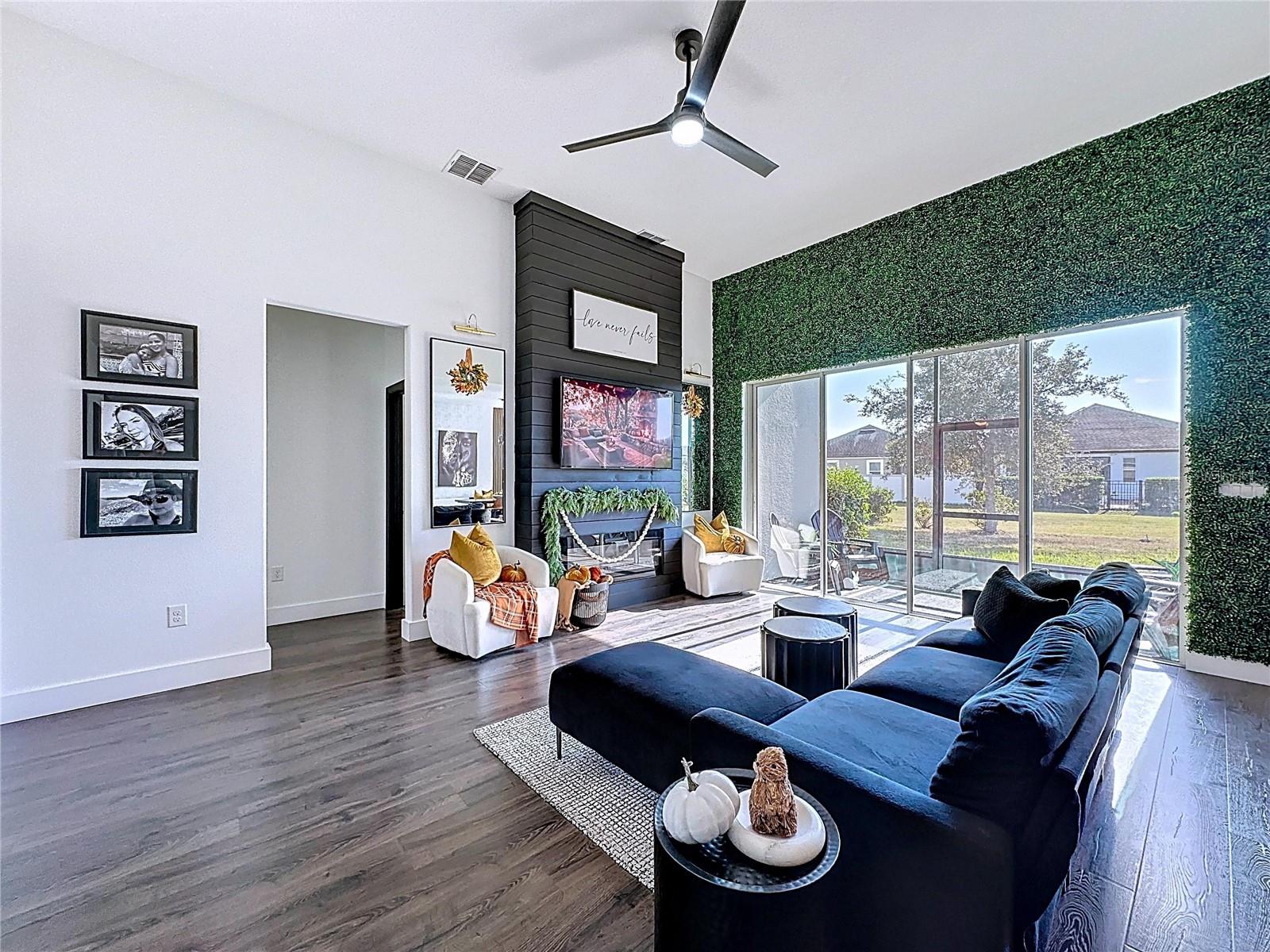 SERA BELLA - Residential