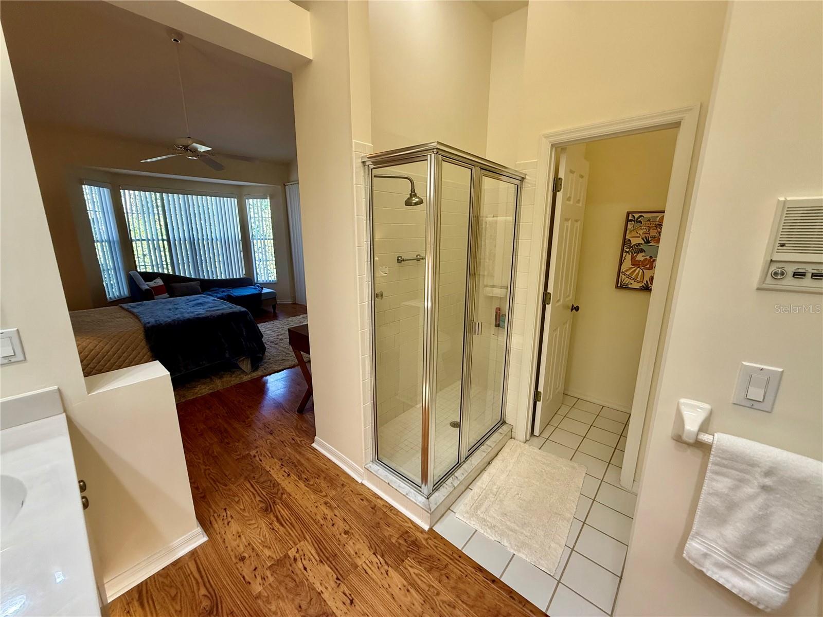 UNIVERSITY PARK - Residential Lease