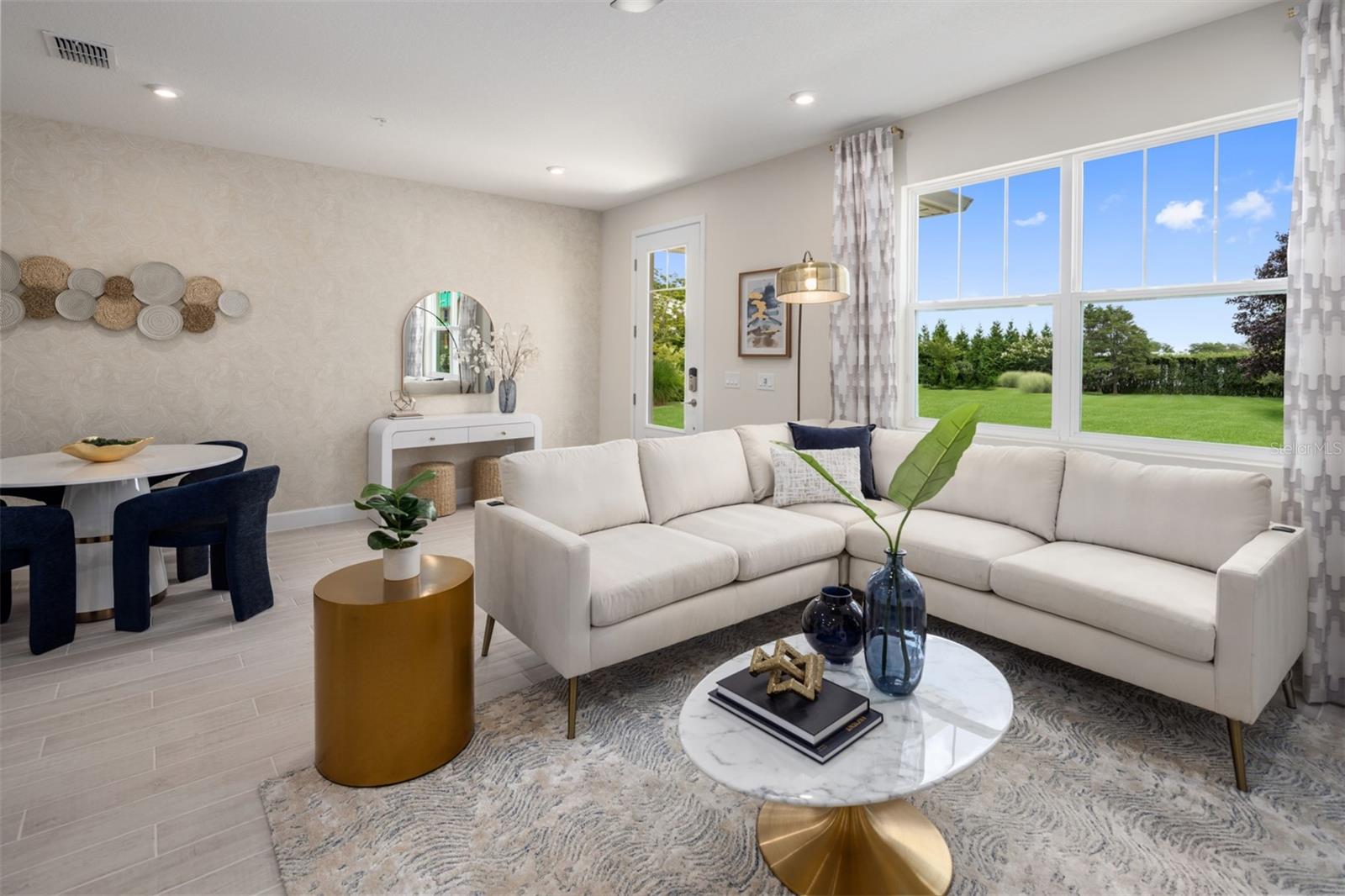 2923 CAMELLIA FLOWER STREET