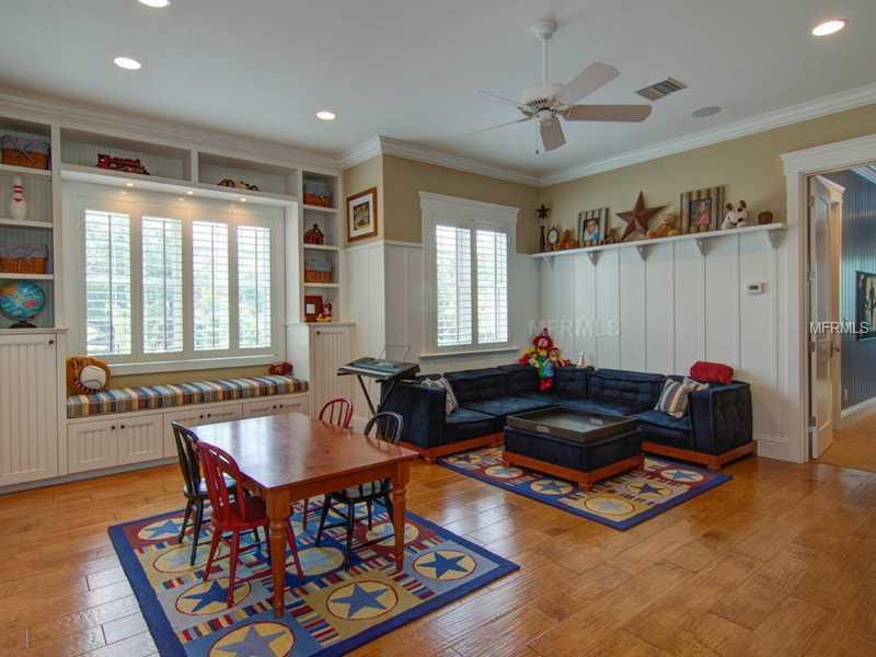 HIDDEN HARBOR - Residential