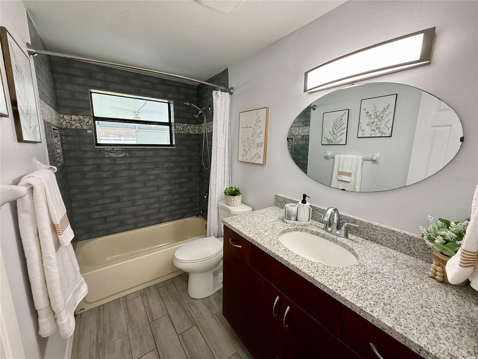 WOODVALLEY UNIT 3 - Residential