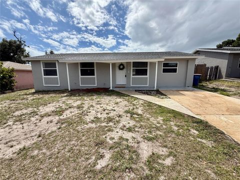 Photo of 1216 Grantwood Avenue, Clearwater, FL 33759 (MLS # TB8481276)