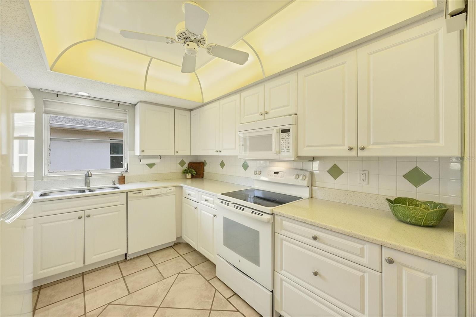 THE MEADOWS - Residential