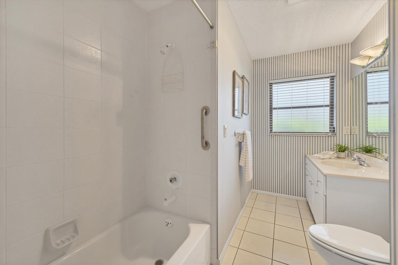 THE MEADOWS - Residential