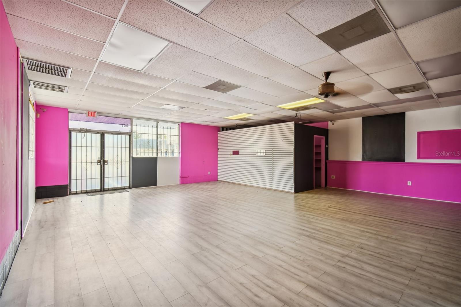 VILLA HEIGHTS - Commercial Lease