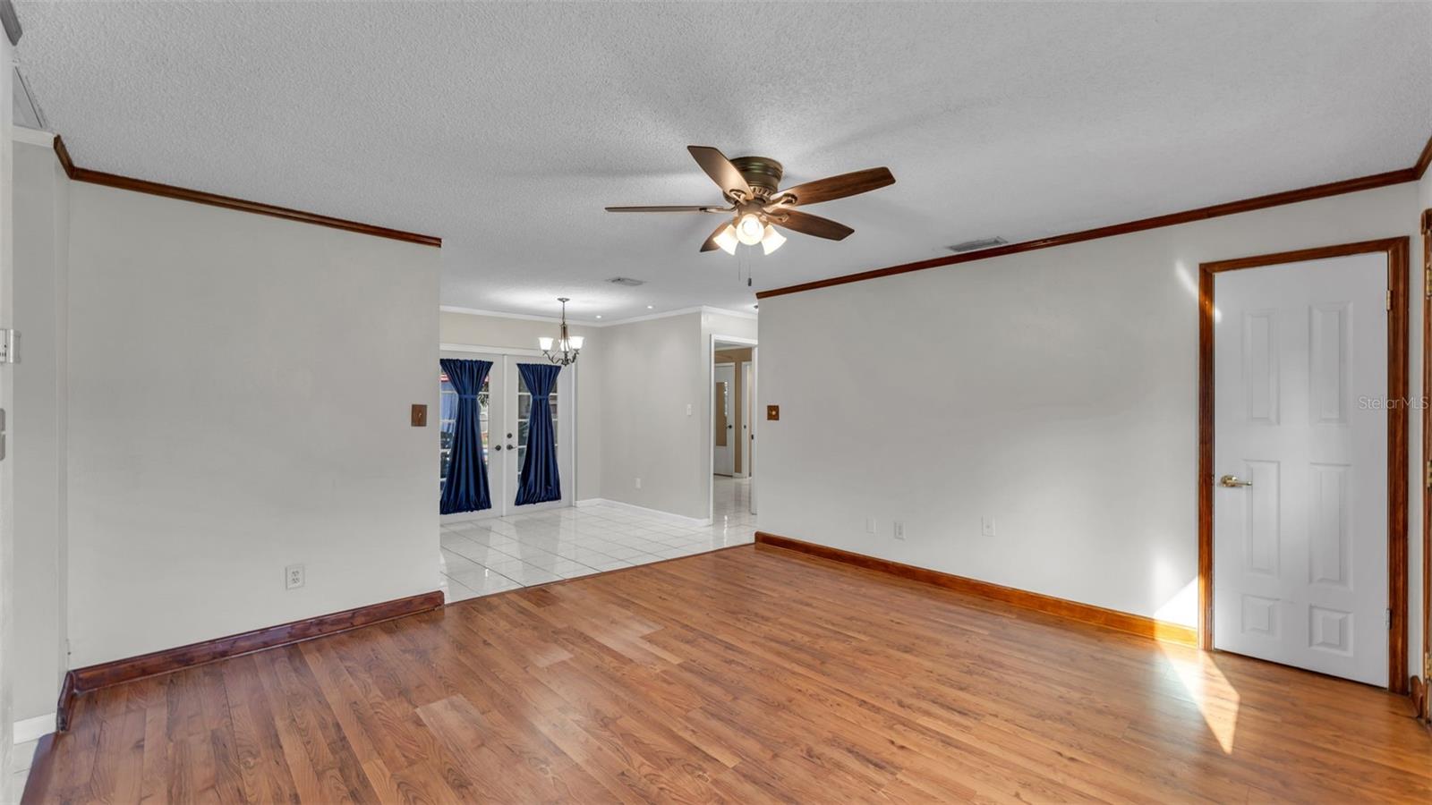 IMPERIALAKES PH 01 - Residential