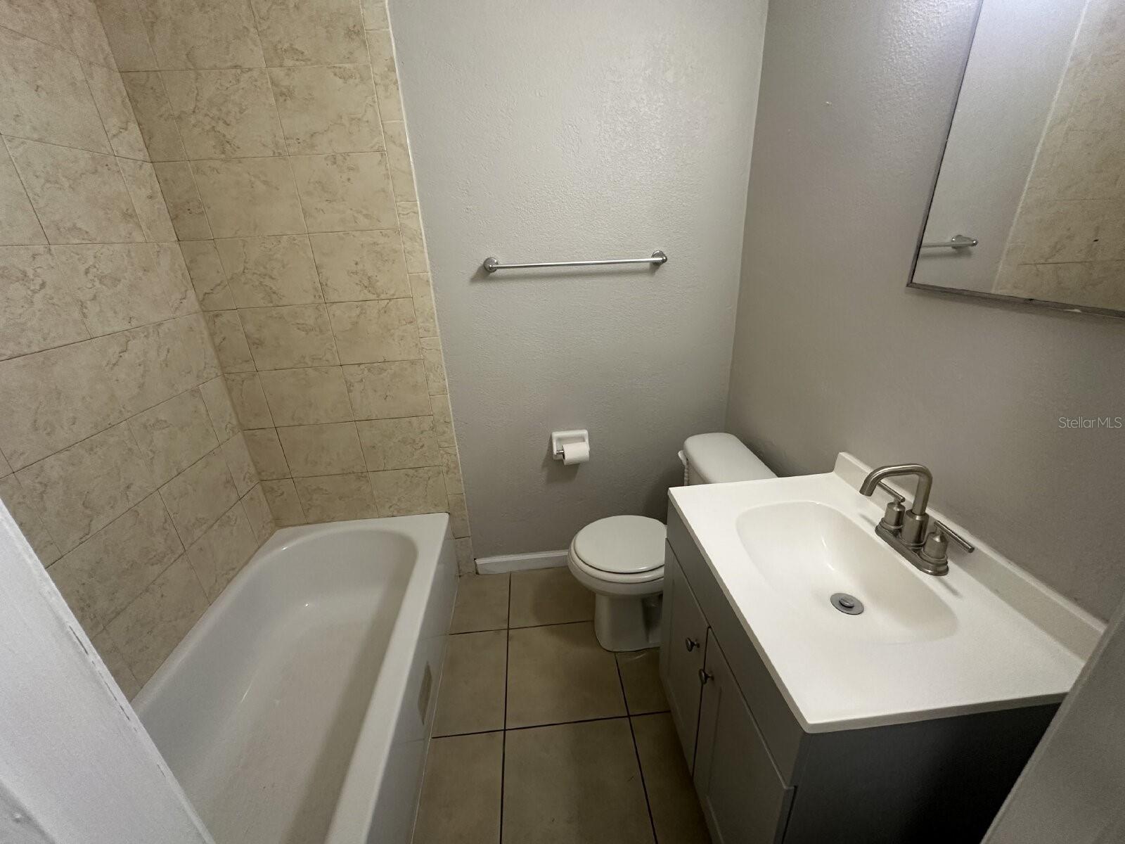 LAKEVIEW VILLAGE - Residential Lease