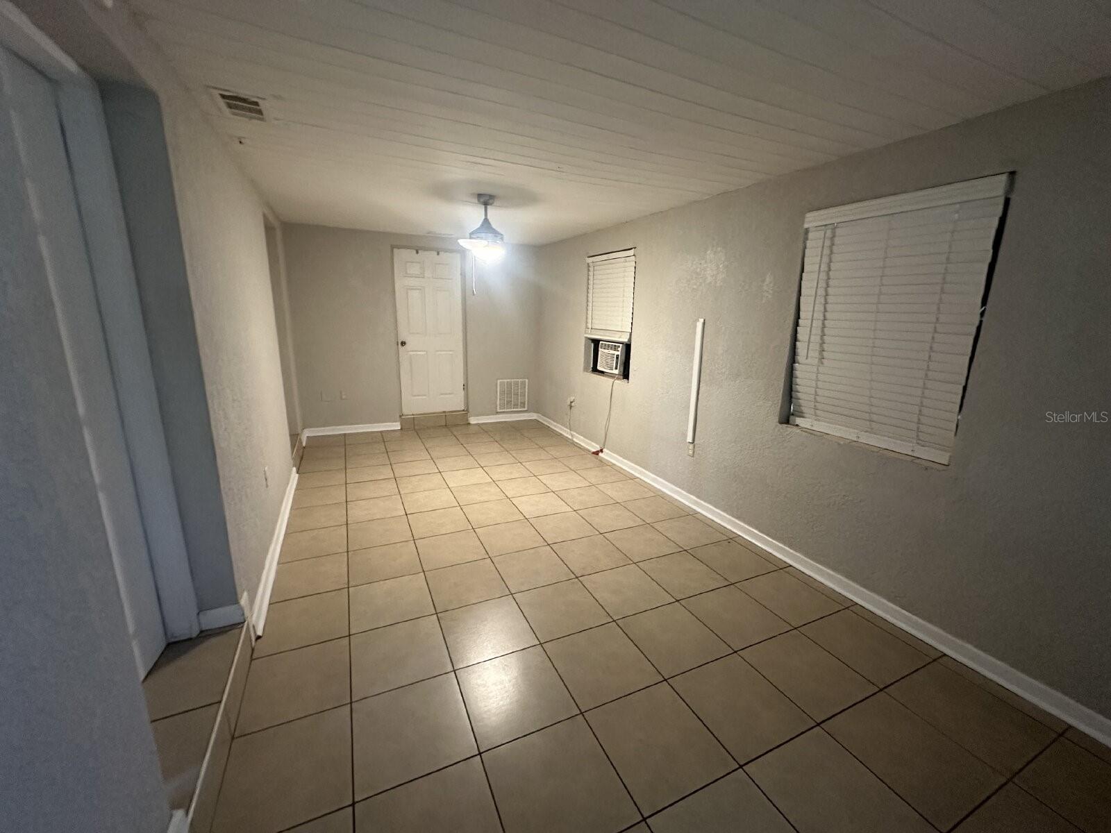 LAKEVIEW VILLAGE - Residential Lease