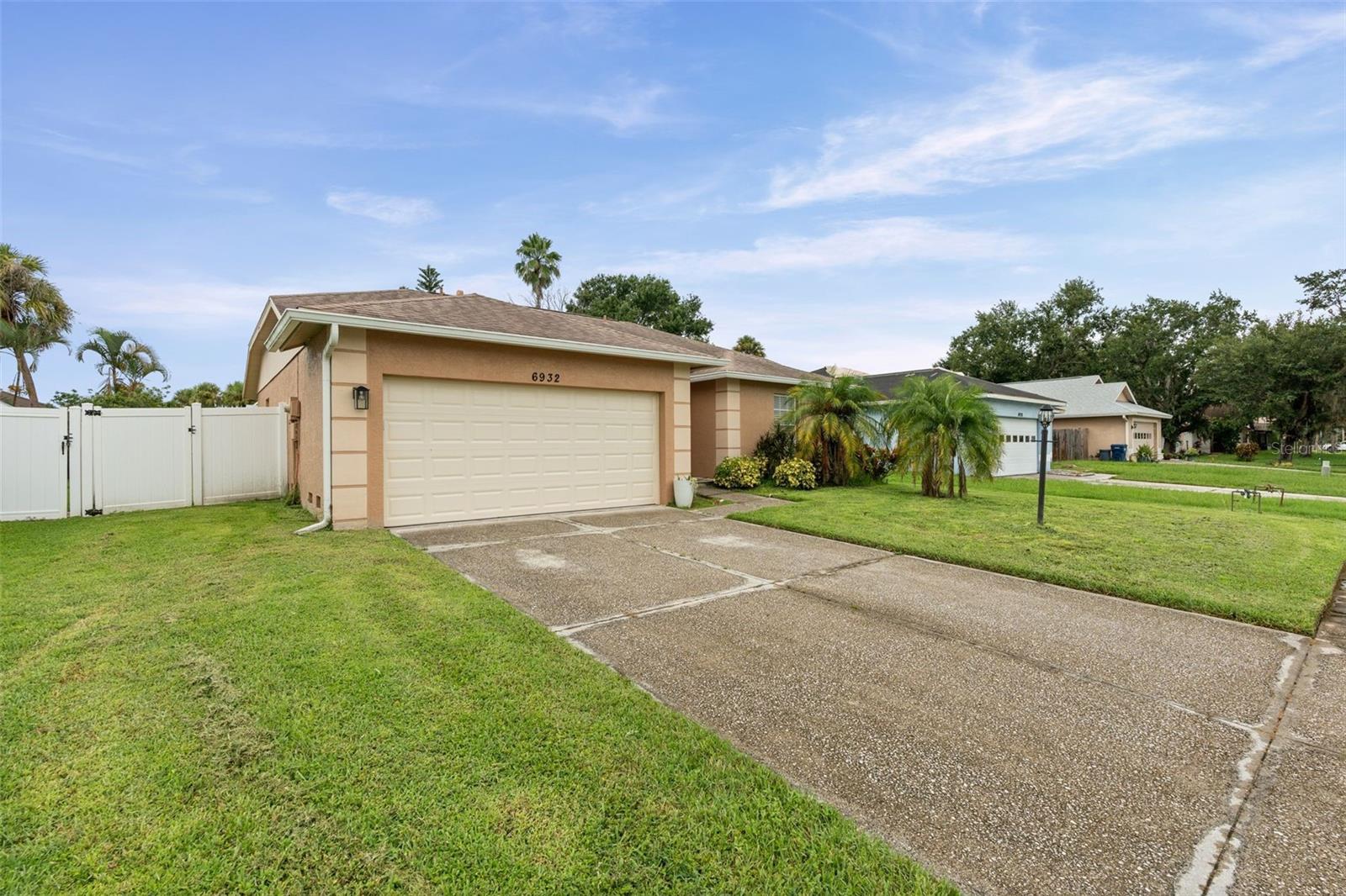 SARAPALMS - Residential