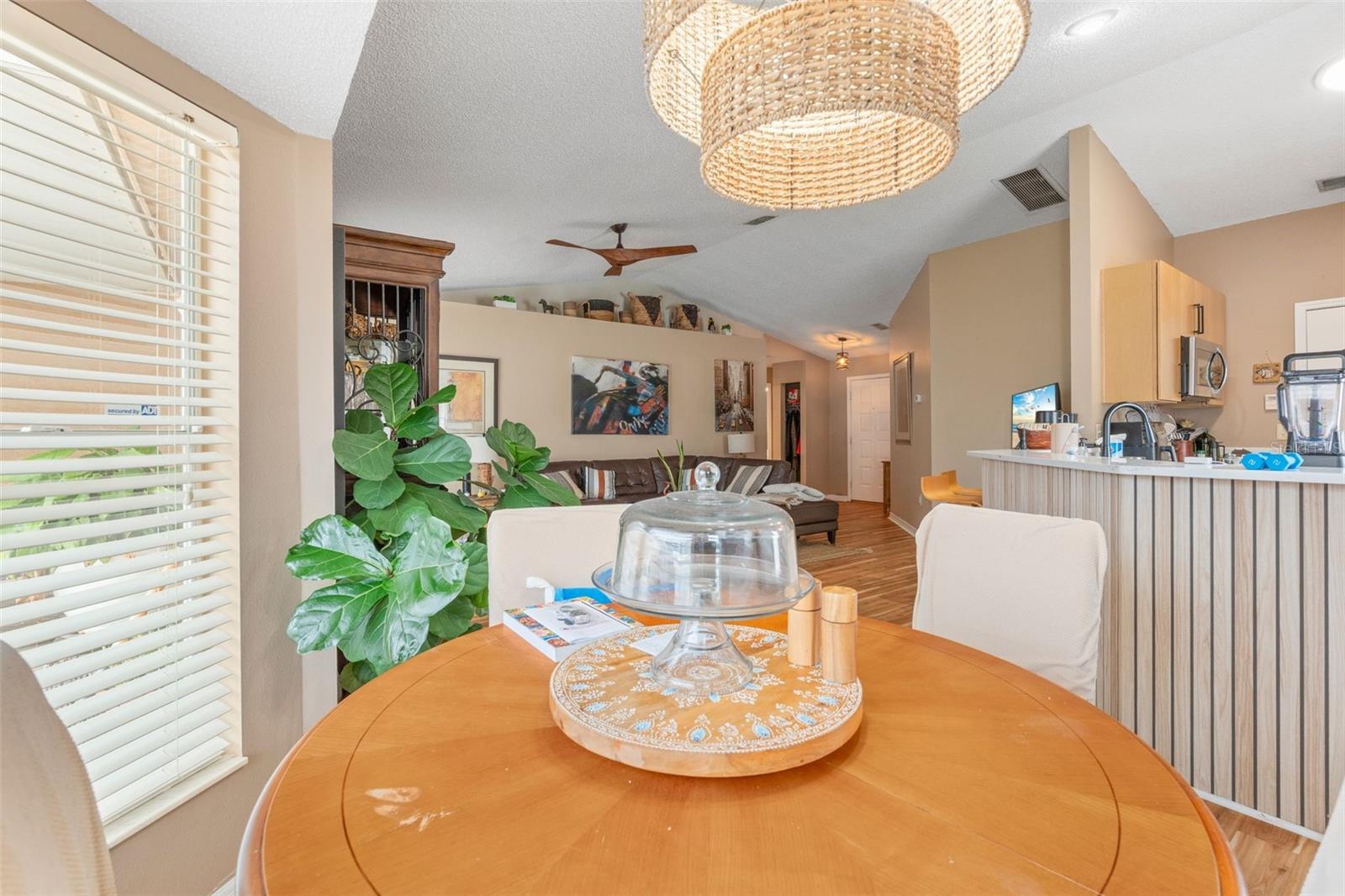 SARAPALMS - Residential