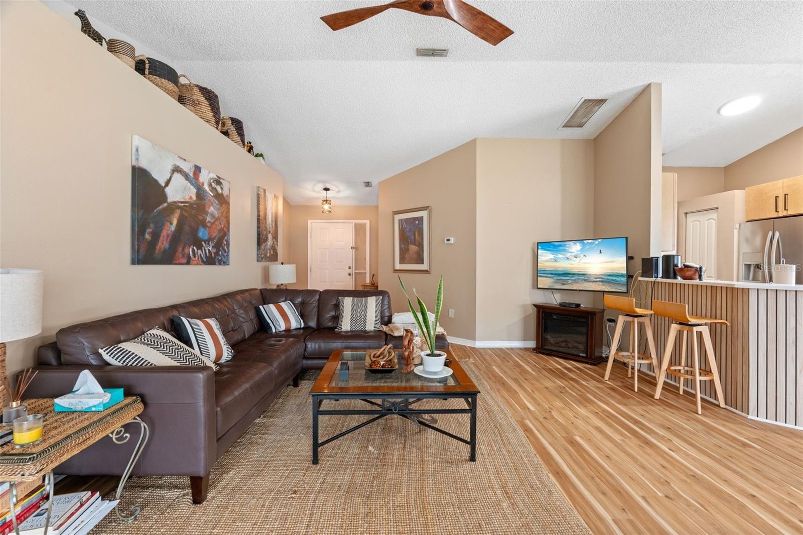 SARAPALMS - Residential