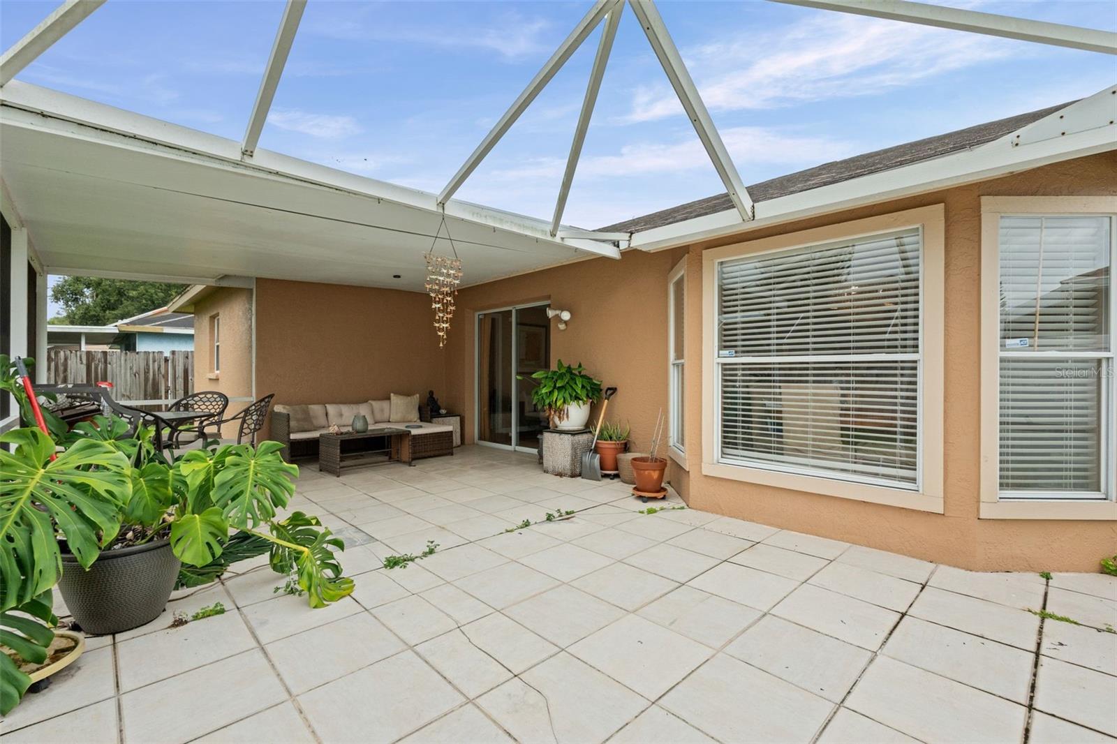 SARAPALMS - Residential