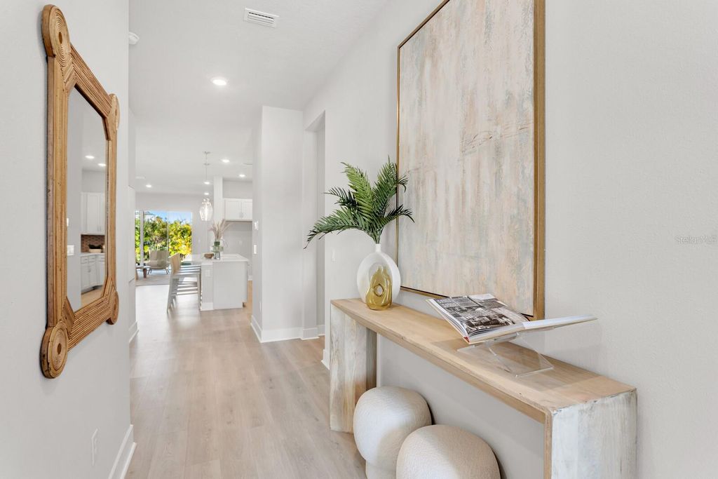 Photo of 6258 Broad Field Avenue, Apollo Beach, FL 33572 (MLS # TB8305622)