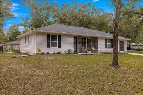 A home in DUNNELLON