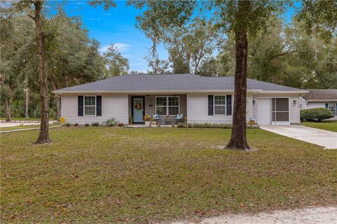 A home in DUNNELLON