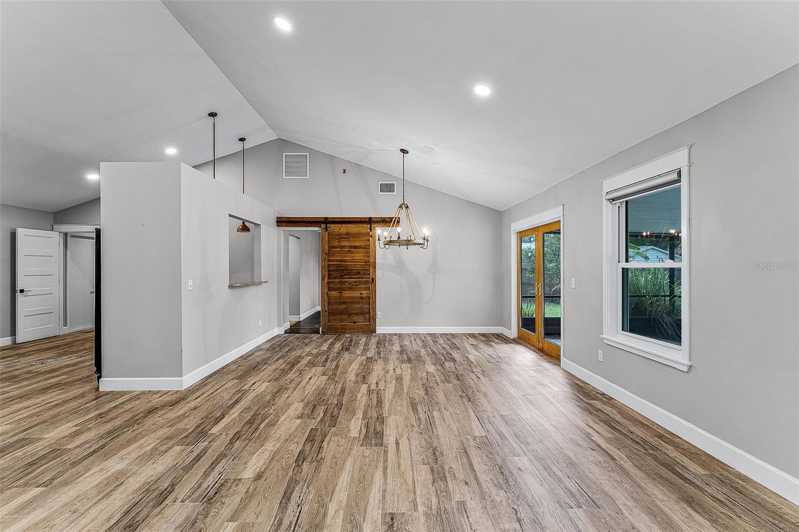 3015 RIVIERA BAY COURT