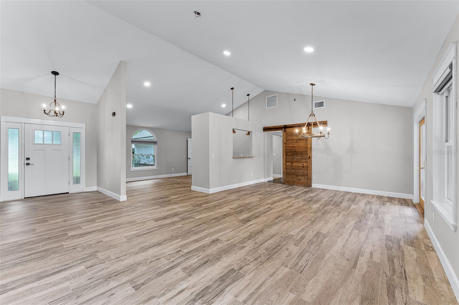 3015 RIVIERA BAY COURT