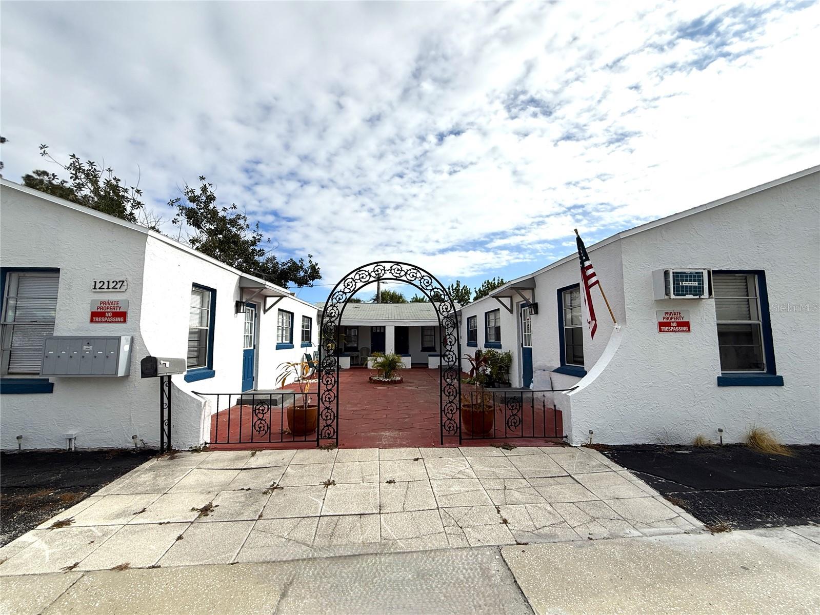 CONEY ISLAND - Residential Lease