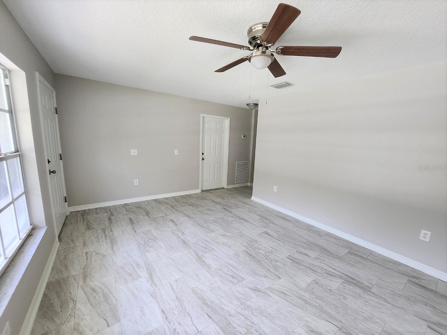 BELL HARBOR - Residential Lease