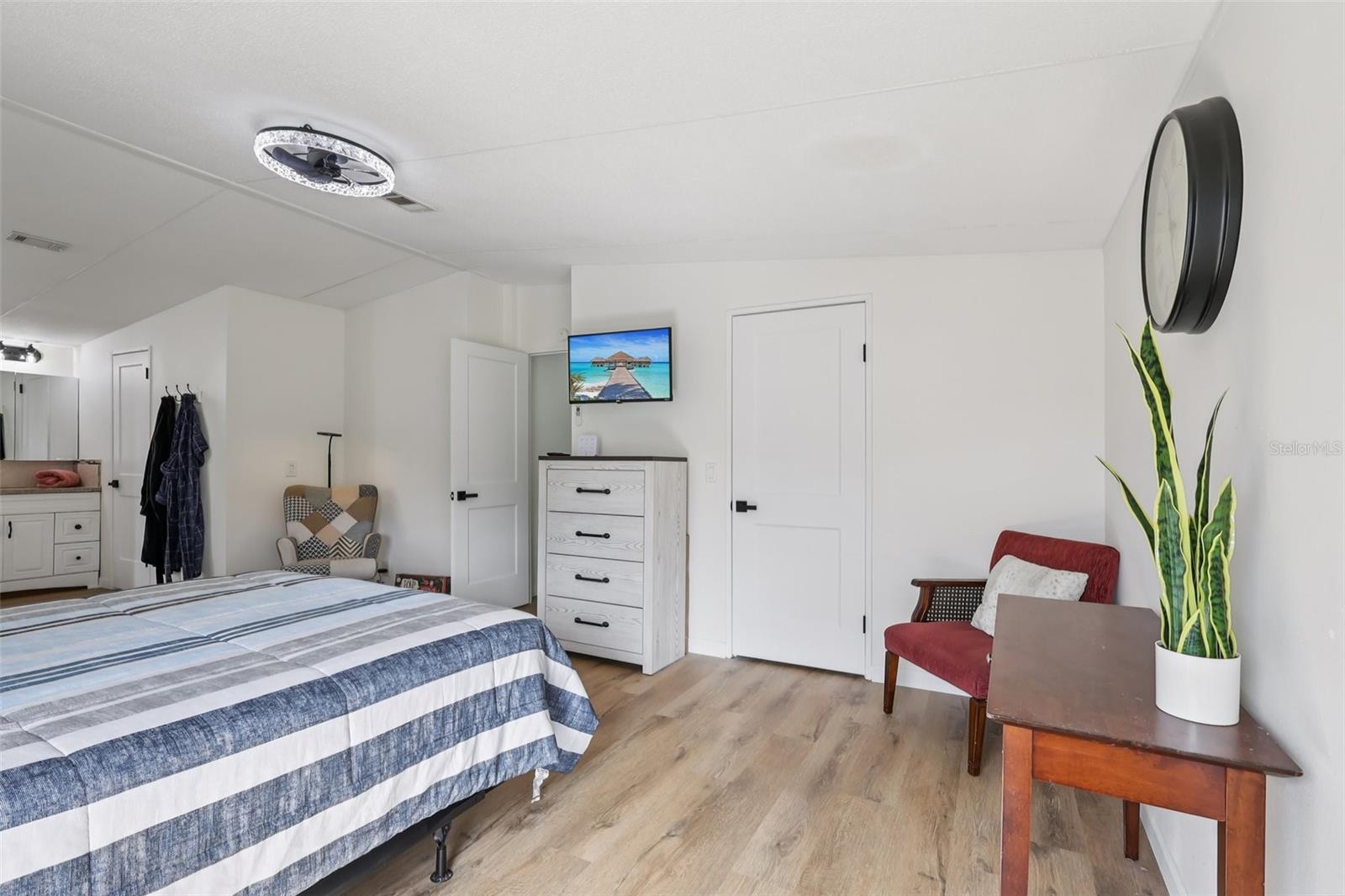 MHC STARLIGHT RANCH LLC - Residential