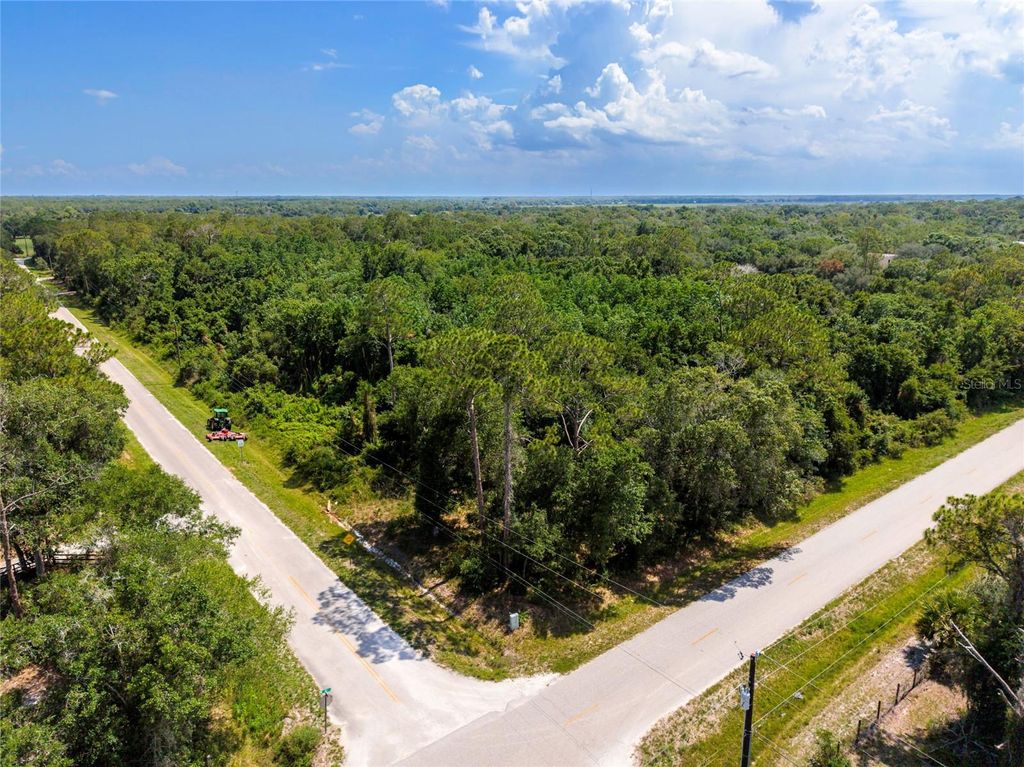 Photo of 1356 NE 131st Lane, Okeechobee, FL 34972 (MLS # G5113938)