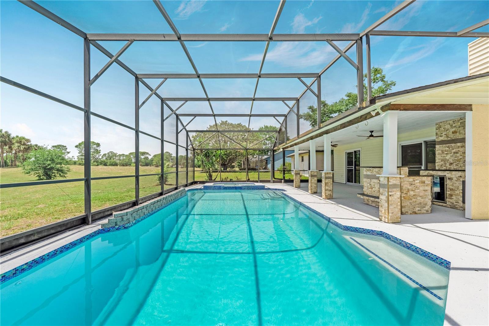 DEER RUN UNIT 10 - Residential