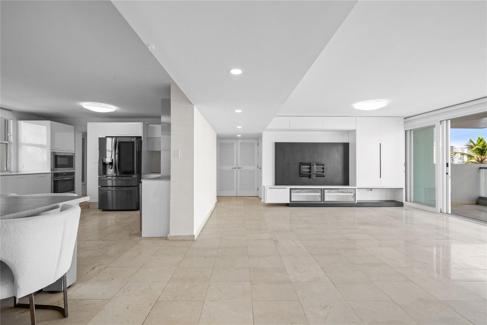 LAGUNA TERRACE CONDOMINIO - Residential