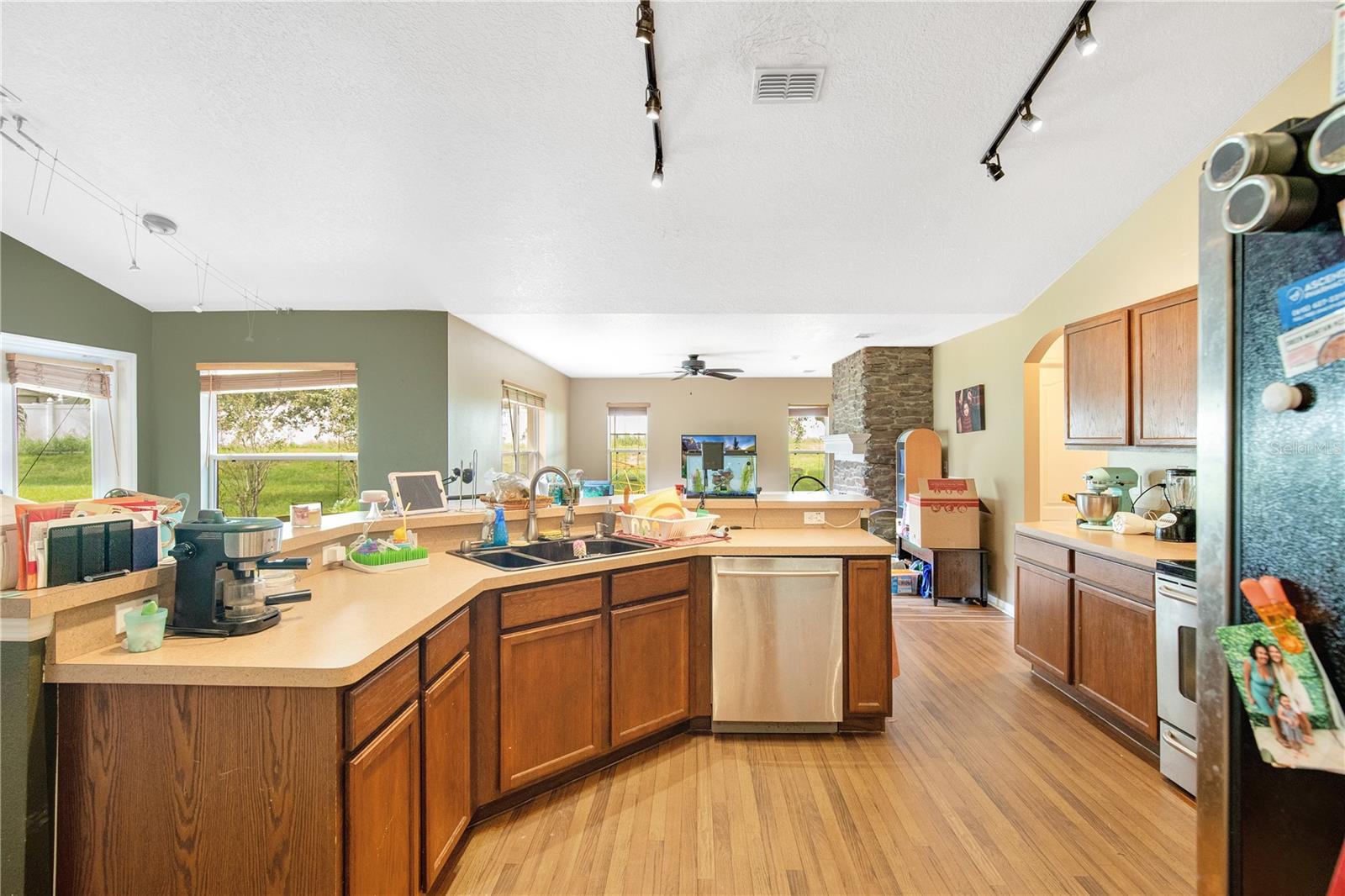 HIGHLAND GROVES PH I - Residential