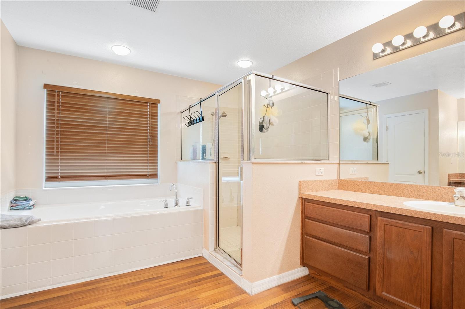 HIGHLAND GROVES PH I - Residential