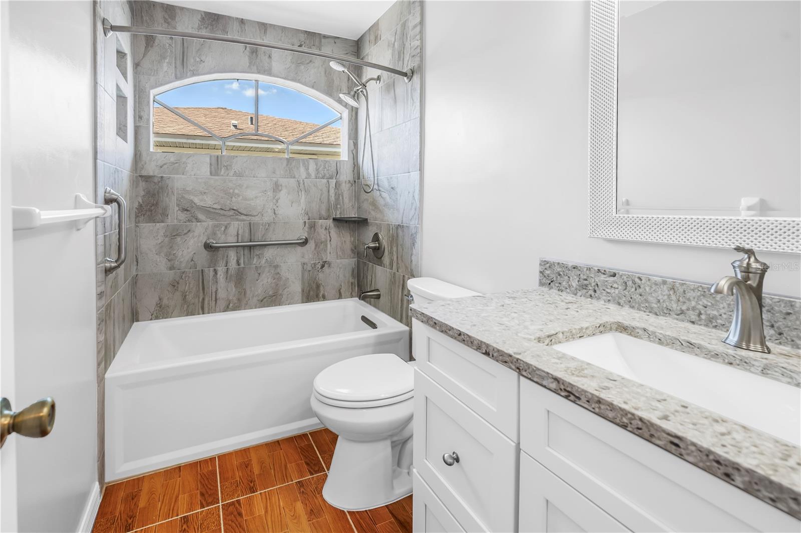 TOWNHOMES OF PARK PLACE - Residential