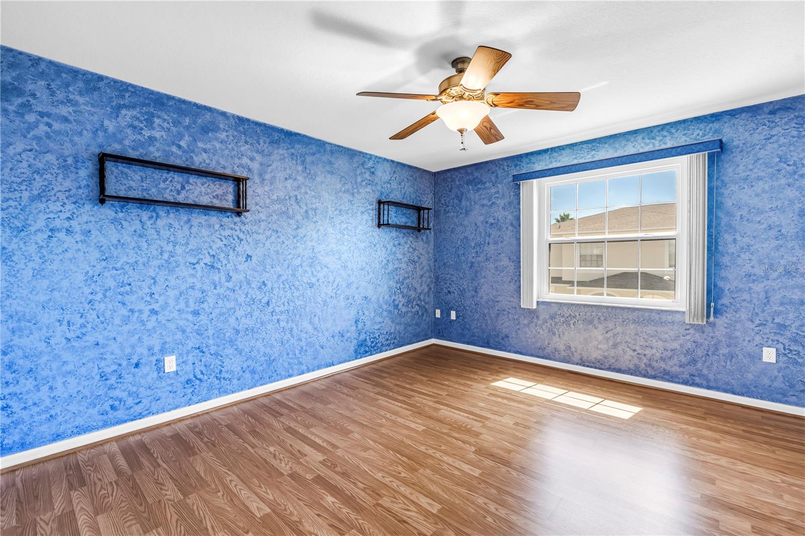 TOWNHOMES OF PARK PLACE - Residential