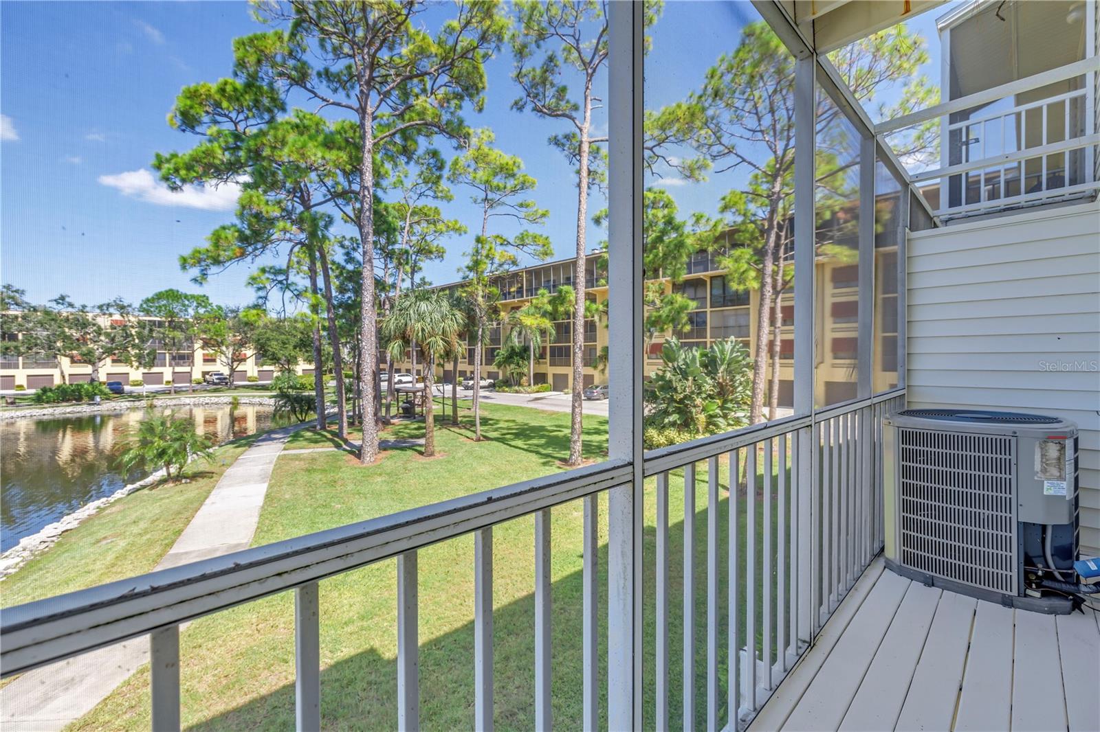 TOWNHOMES OF PARK PLACE - Residential