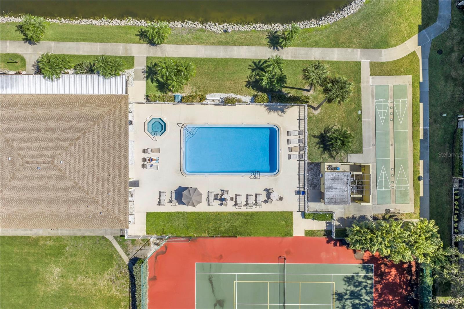 TOWNHOMES OF PARK PLACE - Residential