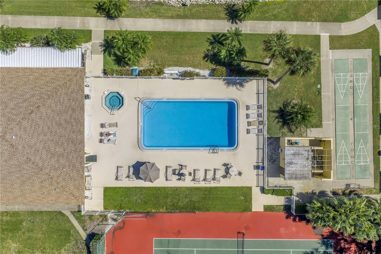 TOWNHOMES OF PARK PLACE - Residential