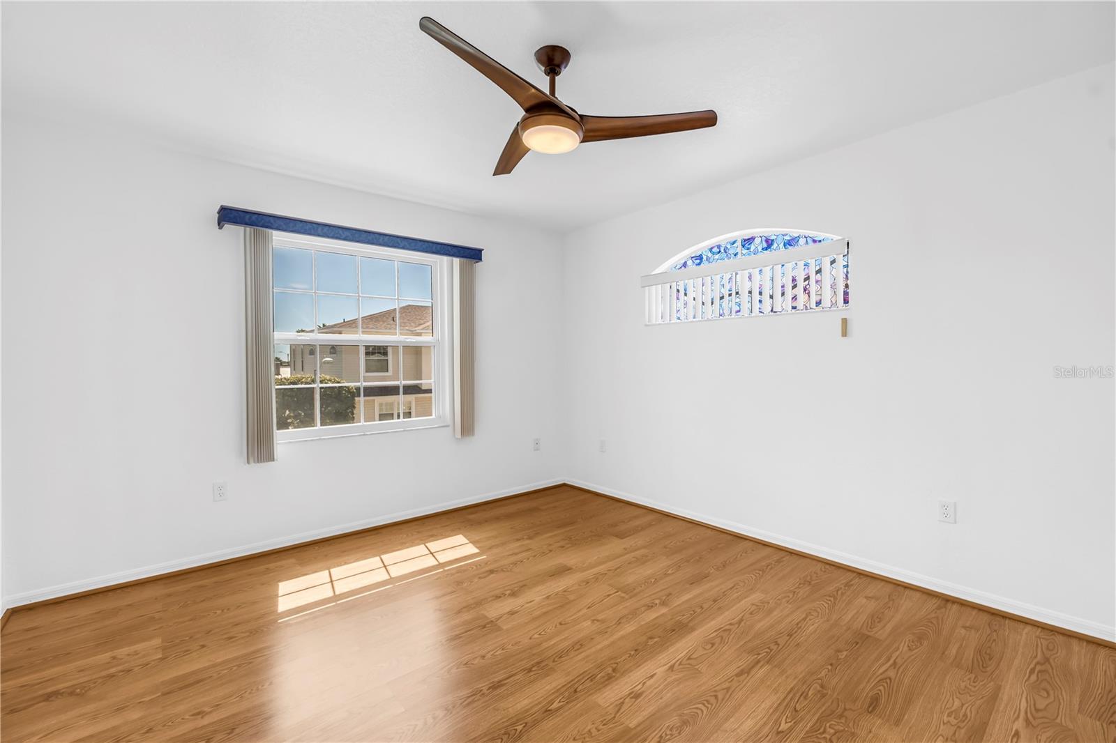 TOWNHOMES OF PARK PLACE - Residential