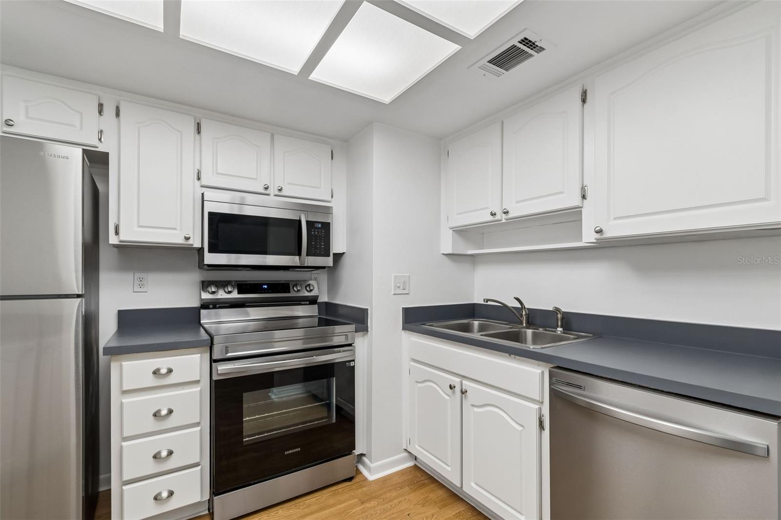 ESTANCIA CONDO - Residential